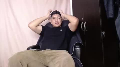 otto_stud online show from 06-01-26, 04:03