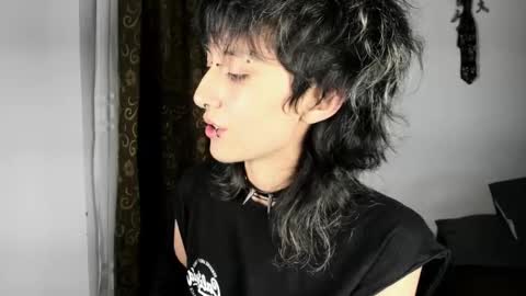 Otto 3 online show from 10-17-25, 06:38