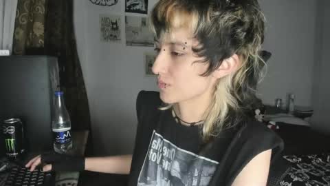 Otto 3 online show from 04-25-26, 07:55