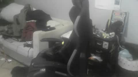 Snapshot of ouinnybis195625 chatting on 12-22-24, 06:04 ouinnybis195625 online show from 12-22-24, 06:04