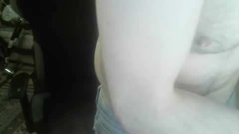 Snapshot of ouinnybis195625 chatting on 01-27-25, 02:13 ouinnybis195625 online show from 01-27-25, 02:13