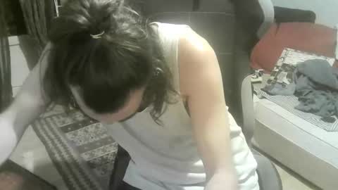 Snapshot of ouinnybis195625 chatting on 09-27-25, 07:19 ouinnybis195625 online show from 09-27-25, 07:19