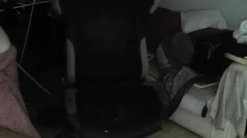 Snapshot of ouinnybis195625 chatting on 10-10-25, 12:04 ouinnybis195625 online show from 10-10-25, 12:04