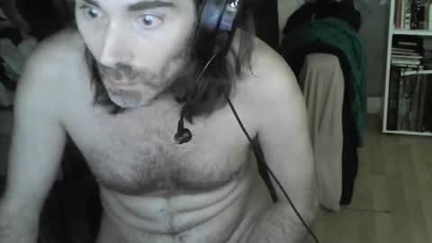 Snapshot of ouinnybis195625 chatting on 12-18-25, 11:27 ouinnybis195625 online show from 12-18-25, 11:27