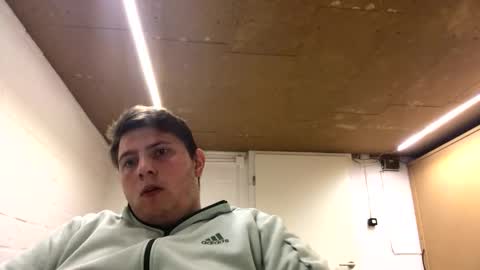 outflayd online show from 12-18-25, 03:07