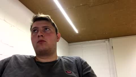 outflayd online show from 04-19-26, 03:11