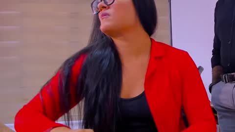 Snapshot of overtime__ chatting on 01-13-26, 09:09 Hi guys online show from 01-13-26, 09:09