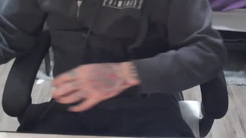 Snapshot of owax23 chatting on 01-23-25, 02:23 owax23 online show from 01-23-25, 02:23