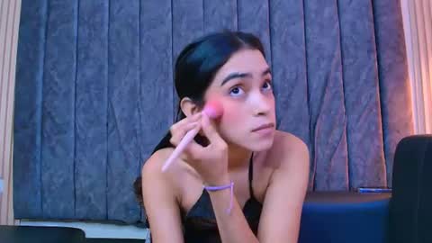 owen__zoe online show from 07-17-26, 08:24