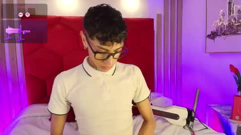Owen online show from 05-29-26, 03:37