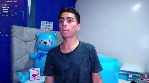 Owen  Independent model  online show from 03-04-25, 06:04