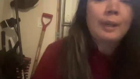 oxovickyoxo online show from 10-20-25, 10:32