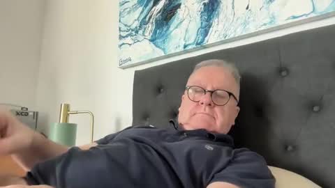 ozhairybearxxxx online show from 04-17-26, 01:52