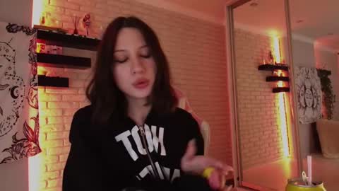 Alice online show from 12-15-24, 08:58