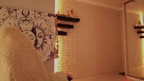 Alice online show from 12-17-24, 08:10