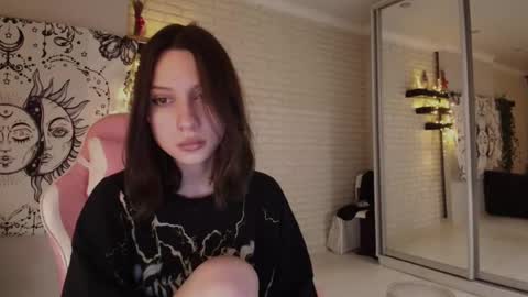 Alice online show from 12-23-24, 11:49