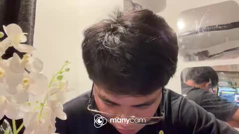 Snapshot of p1noytwink_ chatting on 10-20-25, 10:27 Terrence online show from 10-20-25, 10:27