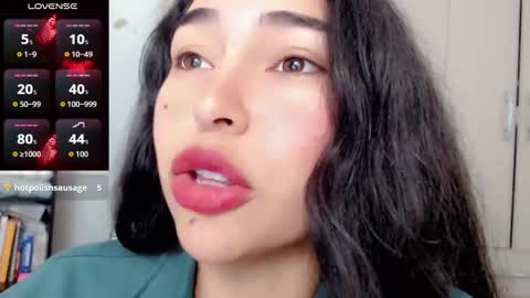 Snapshot of p_o_l_e_t_t chatting on 11-04-25, 02:54 Jane online show from 11-04-25, 02:54