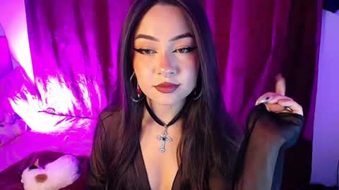 Paris online show from 07-25-26, 12:42