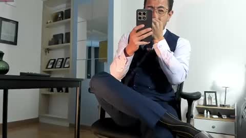 Snapshot of pablo_rincon95 chatting on 06-10-26, 11:31 pablo rincon95 online show from 06-10-26, 11:31