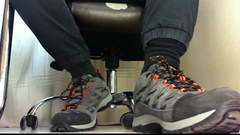 Snapshot of pablomenesssl chatting on 01-15-25, 02:24 Pablo Meness online show from 01-15-25, 02:24