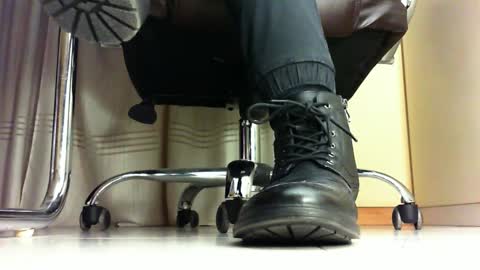 Snapshot of pablomenesssl chatting on 01-22-25, 07:03 Pablo Meness online show from 01-22-25, 07:03