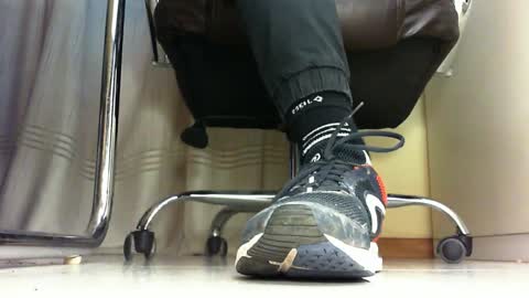 Snapshot of pablomenesssl chatting on 03-11-25, 05:57 Pablo Meness online show from 03-11-25, 05:57