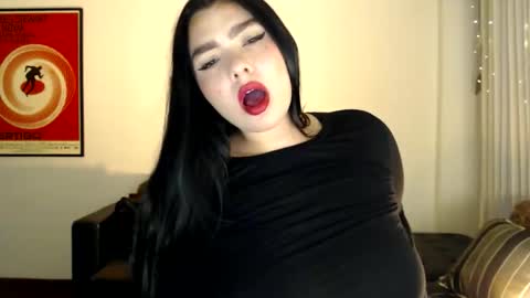 Snapshot of page_girl chatting on 10-07-25, 10:51 Page 3 online show from 10-07-25, 10:51