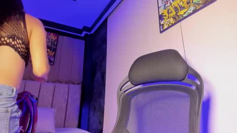 Paige online show from 03-10-26, 08:36