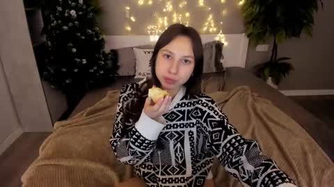 Snapshot of paigeprado chatting on 01-05-26, 05:27 Paige online show from 01-05-26, 05:27