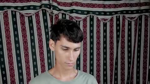 Snapshot of paimon_goetia chatting on 09-29-25, 10:36 Alexander Grigori online show from 09-29-25, 10:36