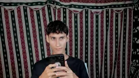 Snapshot of paimon_goetia chatting on 10-06-25, 03:59 Alexander Grigori online show from 10-06-25, 03:59