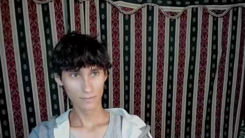 Snapshot of paimon_goetia chatting on 12-17-25, 11:55 Alexander Grigori online show from 12-17-25, 11:55