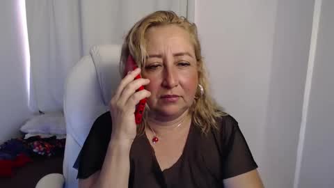 paiper online show from 10-17-25, 05:15
