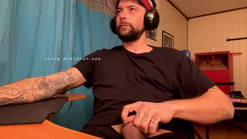 Snapshot of pajen33 chatting on 11-14-25, 12:53 pajen33 online show from 11-14-25, 12:53