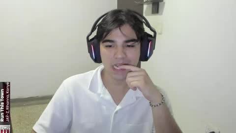 Snapshot of pakun_ chatting on 05-28-26, 02:09 pakun_ online show from 05-28-26, 02:09