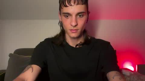 Snapshot of palm1stry chatting on 11-01-25, 11:40 Ayden online show from 11-01-25, 11:40