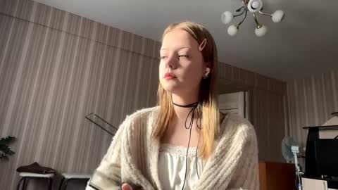 Snapshot of palmadominges chatting on 03-27-26, 02:17 Karina online show from 03-27-26, 02:17