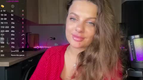 Snapshot of palmlush chatting on 10-07-25, 05:43 Marina online show from 10-07-25, 05:43