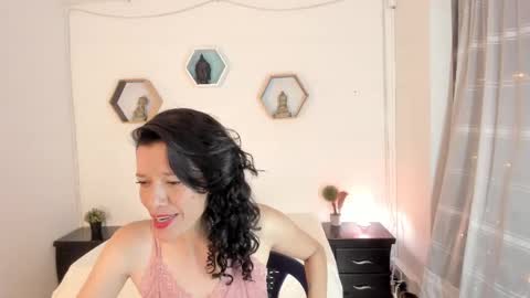 Paloma  online show from 02-12-25, 09:22