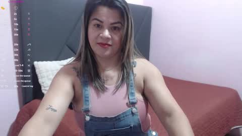 pamela_echeverria online show from 11-22-25, 10:25