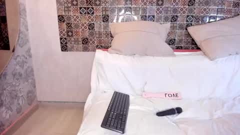 pamela_johnsonn online show from 03-06-25, 02:09