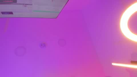 Manuela online show from 11-11-25, 11:43