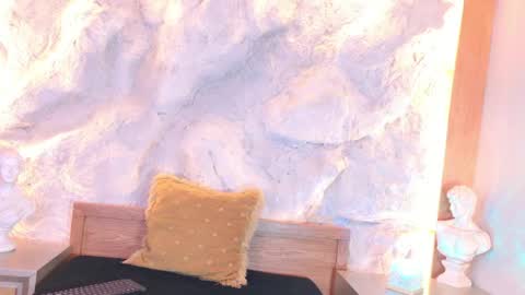 pamelaa_dior online show from 05-18-26, 04:13