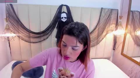 Pamela online show from 10-23-25, 04:45