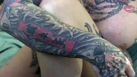 PAMELA GUNNS online show from 03-19-26, 05:50