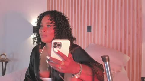 pamelamendez_1 online show from 04-17-26, 11:08