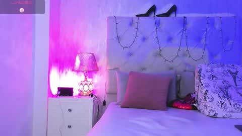 TELL ME PAMELLA AND GIVE ME A GOOD GRADE ITS IMPORTANT online show from 12-02-25, 03:18