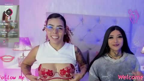 Snapshot of pamelamiler_ chatting on 04-25-26, 01:41 TELL ME PAMELLA AND GIVE ME A GOOD GRADE ITS IMPORTANT online show from 04-25-26, 01:41