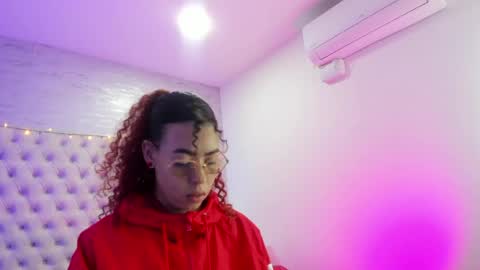 Snapshot of pamelamiler_ chatting on 05-04-26, 12:34 TELL ME PAMELLA AND GIVE ME A GOOD GRADE ITS IMPORTANT online show from 05-04-26, 12:34